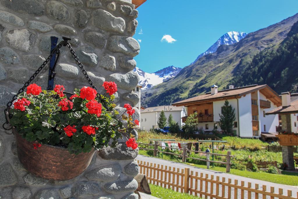 Garni Des Alpes Hotel Solda Eksteriør billede